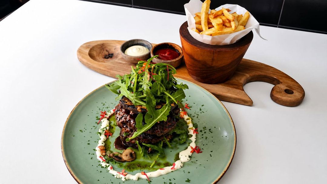 Beef Burger, Truffle Sauce