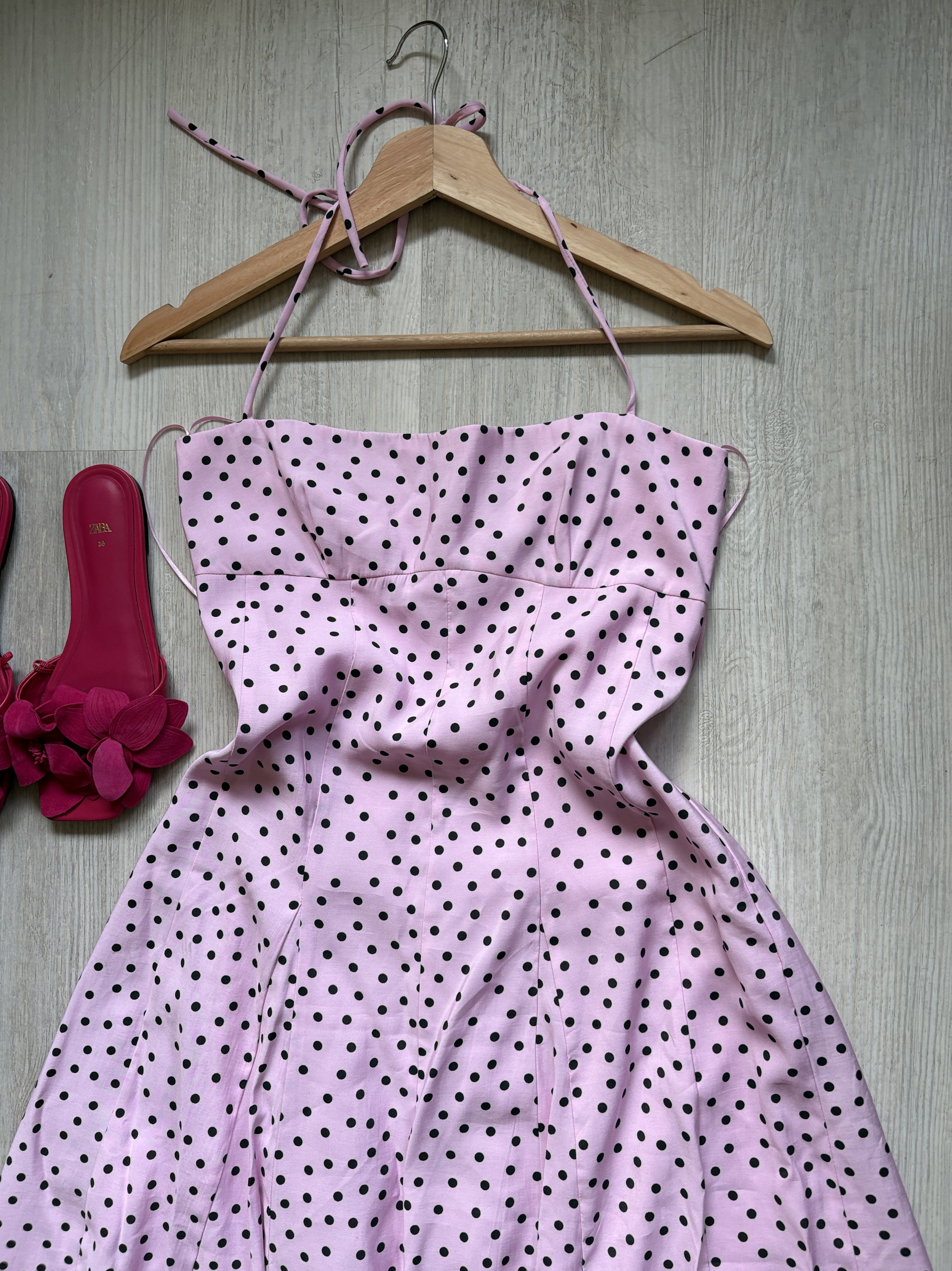 Vestido rosado con puntos _3