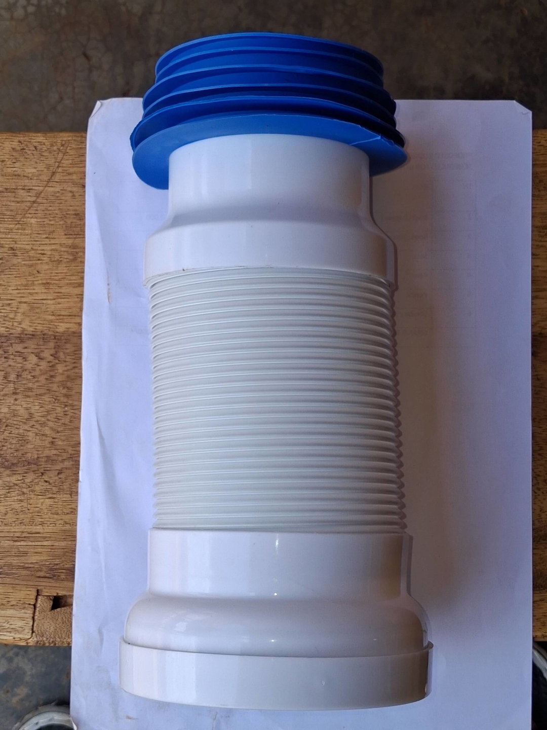 Flexible pan connector