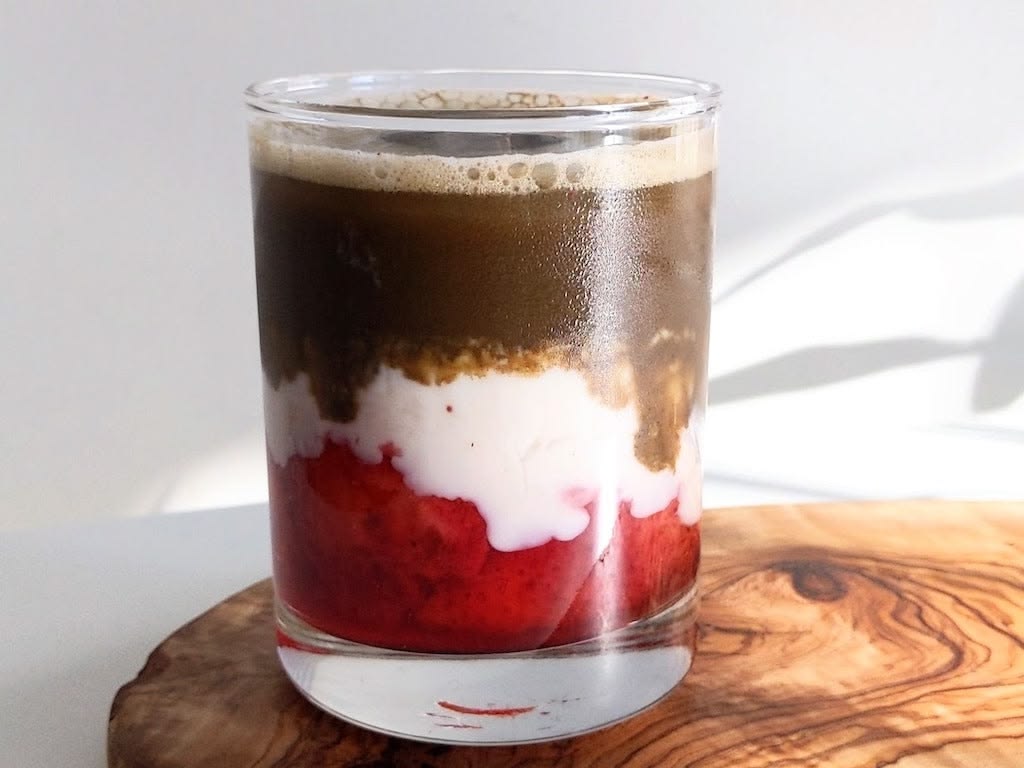 Houjicha Strawberry (Iced)_0