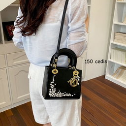 Ladies' hand bag