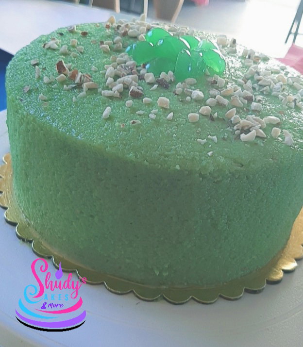 Pistacho Cake 1 liber 9 inch(24 slices)