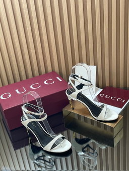 Sandals Gucci purchasing grade 2026 Fashion Show Summer New Collection Wrist ankle strap high heels Electroplated metal fine heel sandals Gucci bamboo and sandals The latest high-heeled sandals wi
