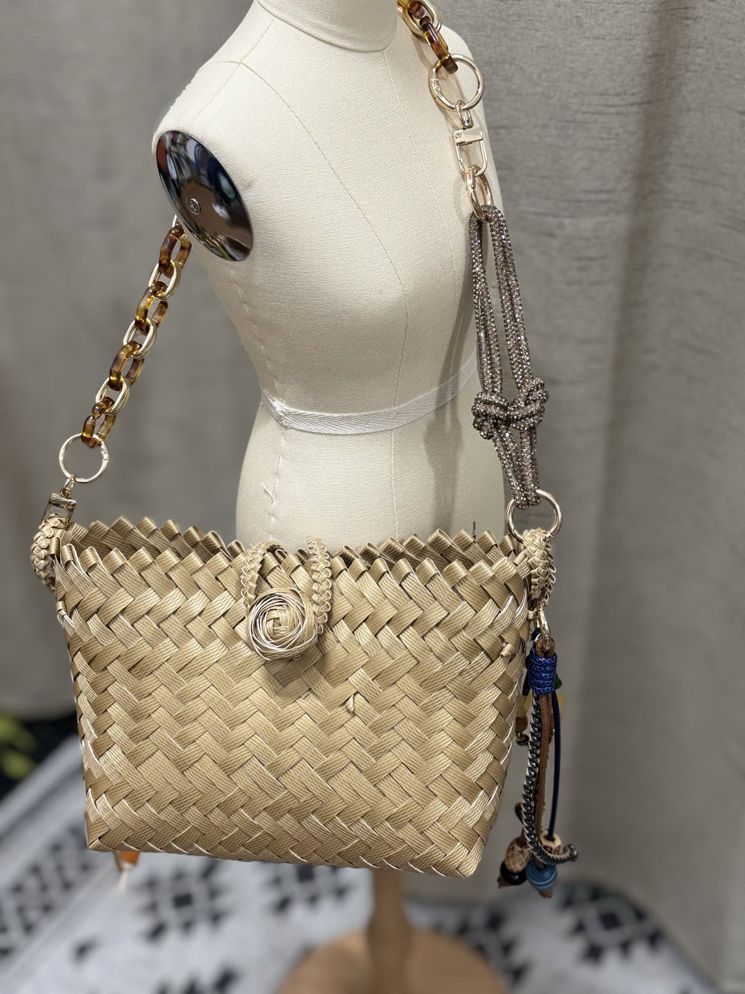 Saouf Handwoven Handbag, Gold