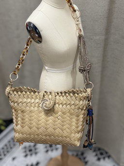 Saouf Handwoven Handbag, Gold