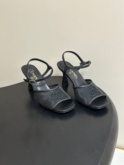 2026 Sg/Summer New Chanel Xiaoxiang 26C Classic Double C Electric Embroidery Fish Mouth Breathable Mesh High Heel Sandals with Stragh HeelsSteg on the lightness and nobility of summer