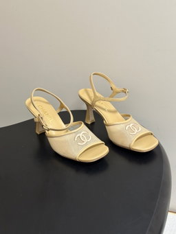 2026 Sg/Summer New Chanel Xiaoxiang 26C Classic Double C Electric Embroidery Fish Mouth Breathable Mesh High Heel Sandals with Stragh HeelsSteg on the lightness and nobility of summer