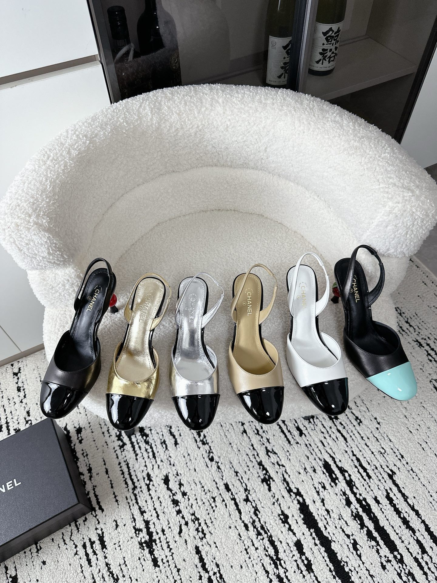 Chanel high heels_0