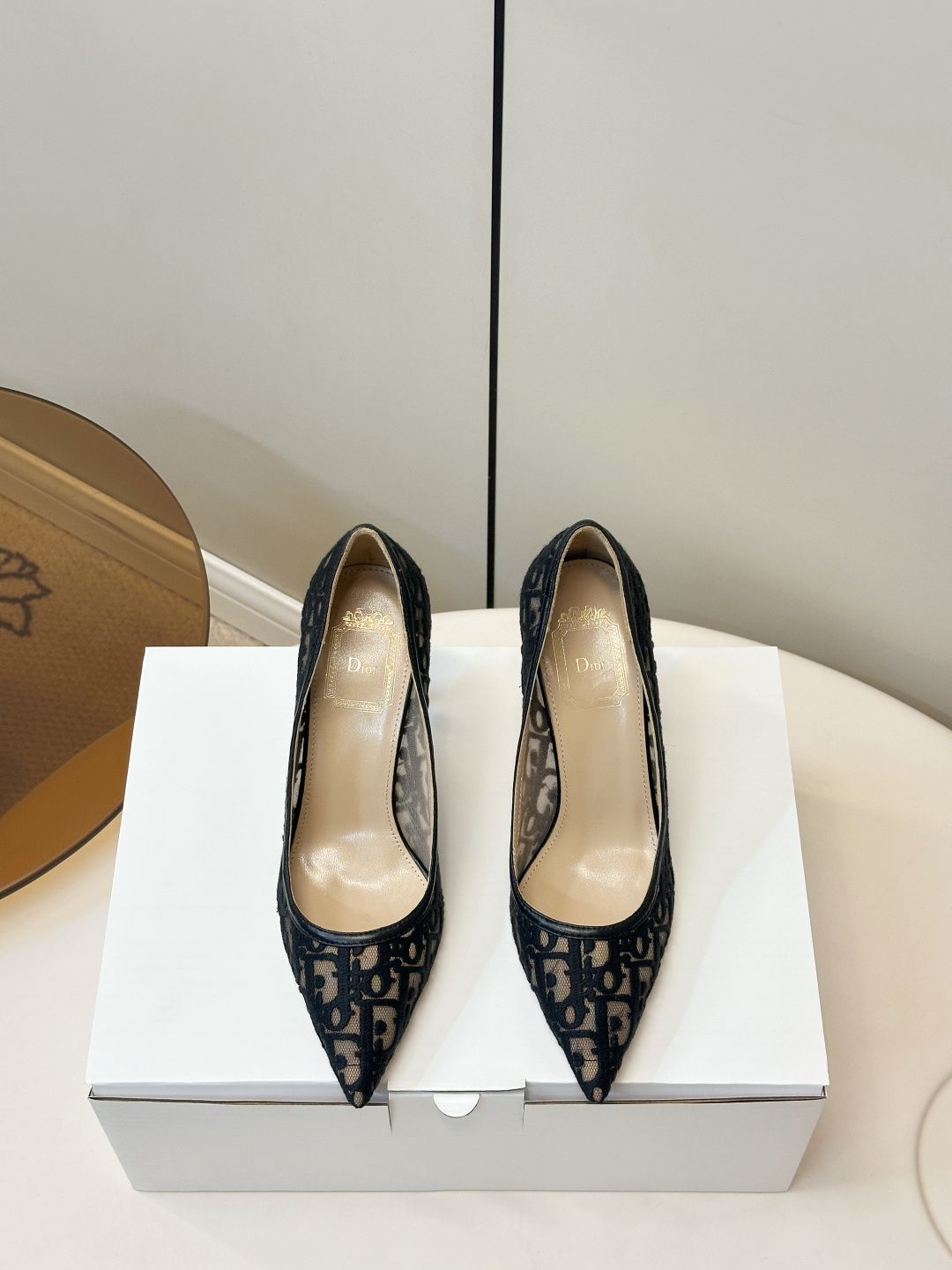 Toer versionDior Dior Oblique Mesh D-Embroidered High Heels ted Single Shoes Dior Oblique mesh embroidered high heels, classic floral mesh embroidery+sheen edging sing, elegant an