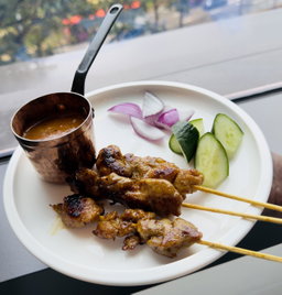 3 Pcs Chicken Satay with Satay Sauce