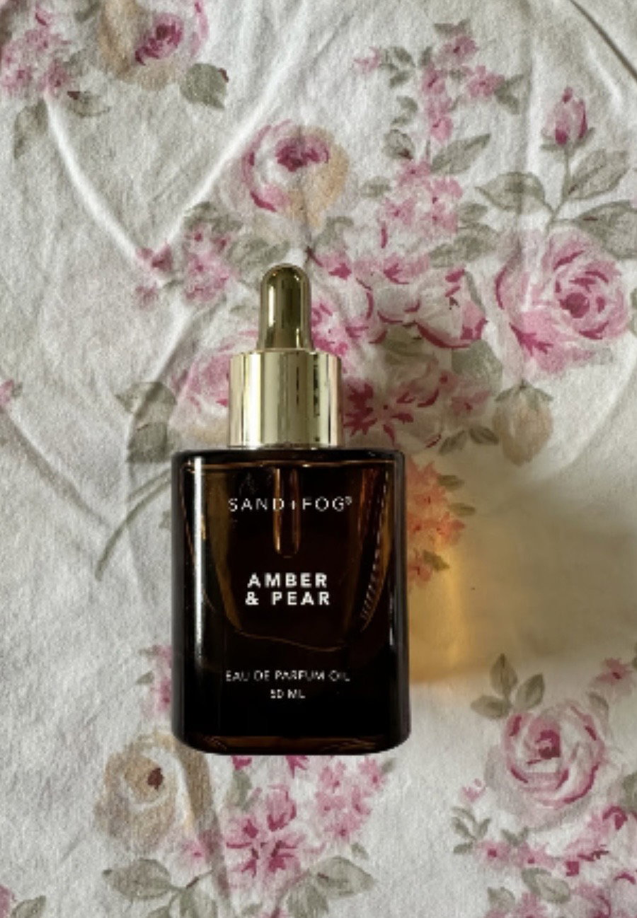 Amber and pear_0