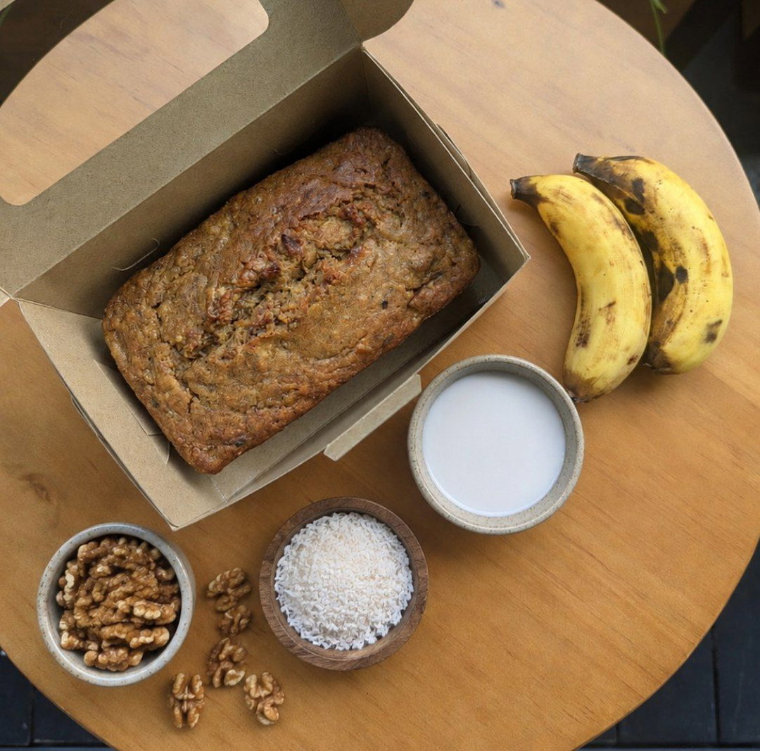 Gula melaka walnut banana loaf