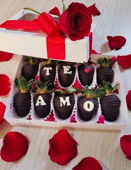 Cajita Te Amo (8 fresas) 