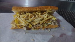 Sandwich de Cerdo Asado Económico.