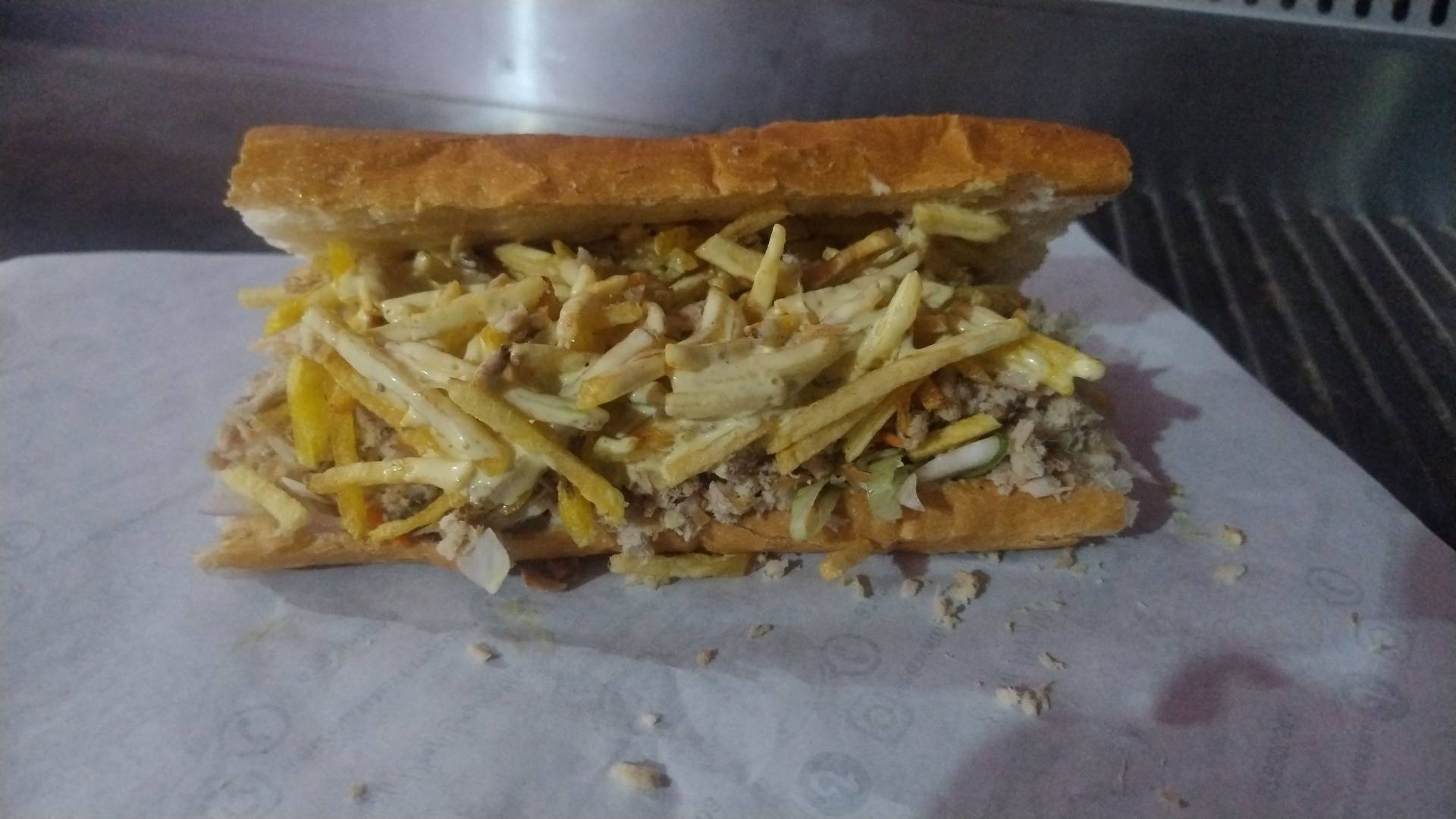 Sandwich de Cerdo Asado Económico.