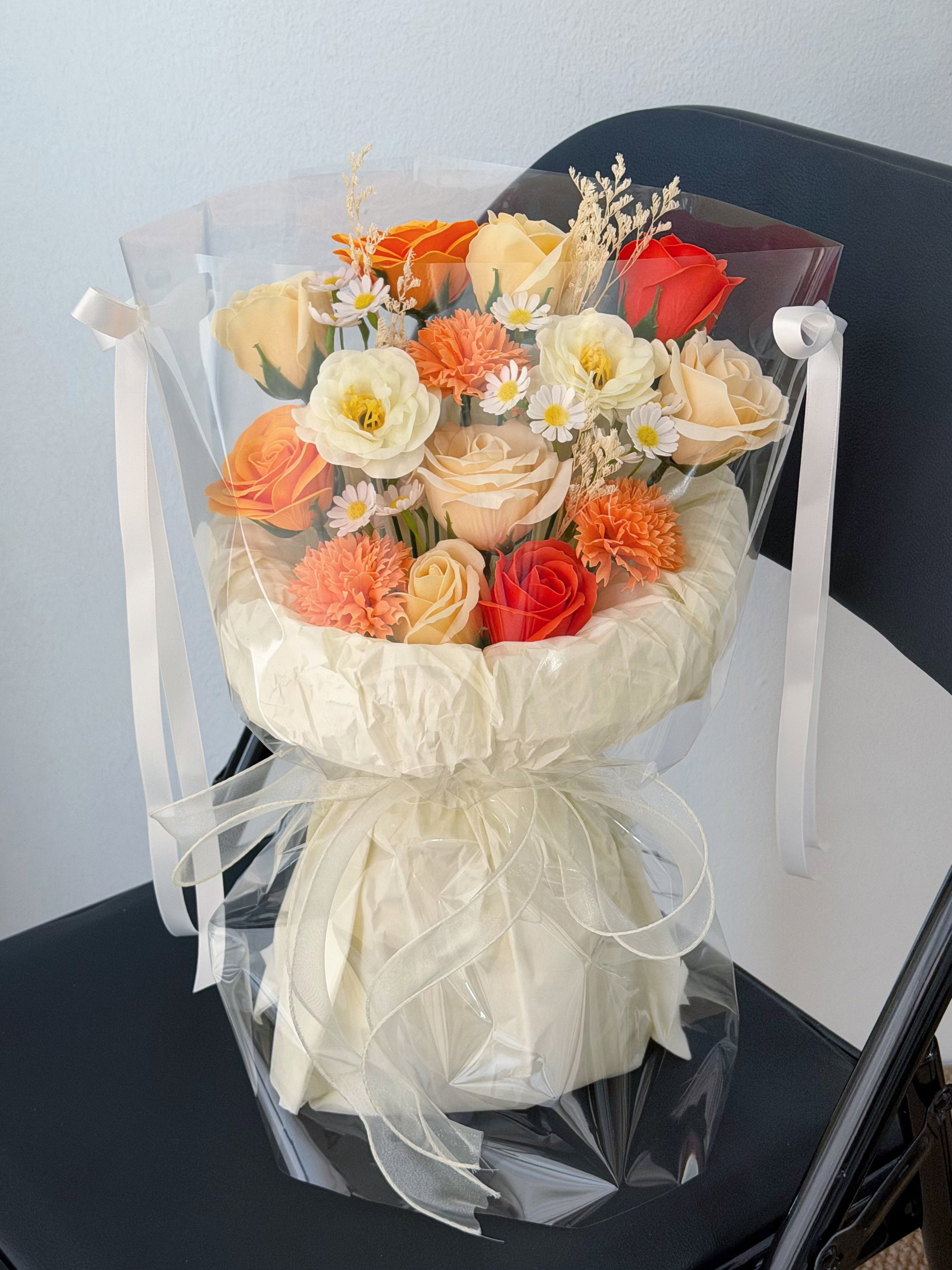 Orange Soap Flower Mixed Transparent Bouquet _2