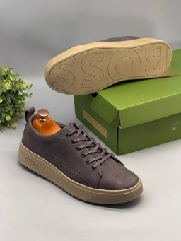 BOSS Men's Low-Top Casual Leather Sneakers (often stylized as BOSS Smart Casual Low-Top Sneakers)