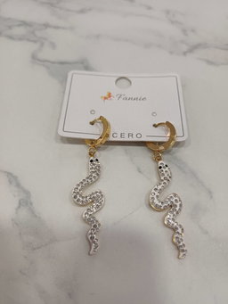 Pendientes serpiente acero