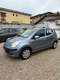 Nissan tixo