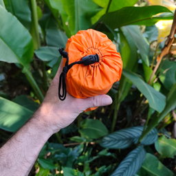 Aislante inflable 0.5kg nilón