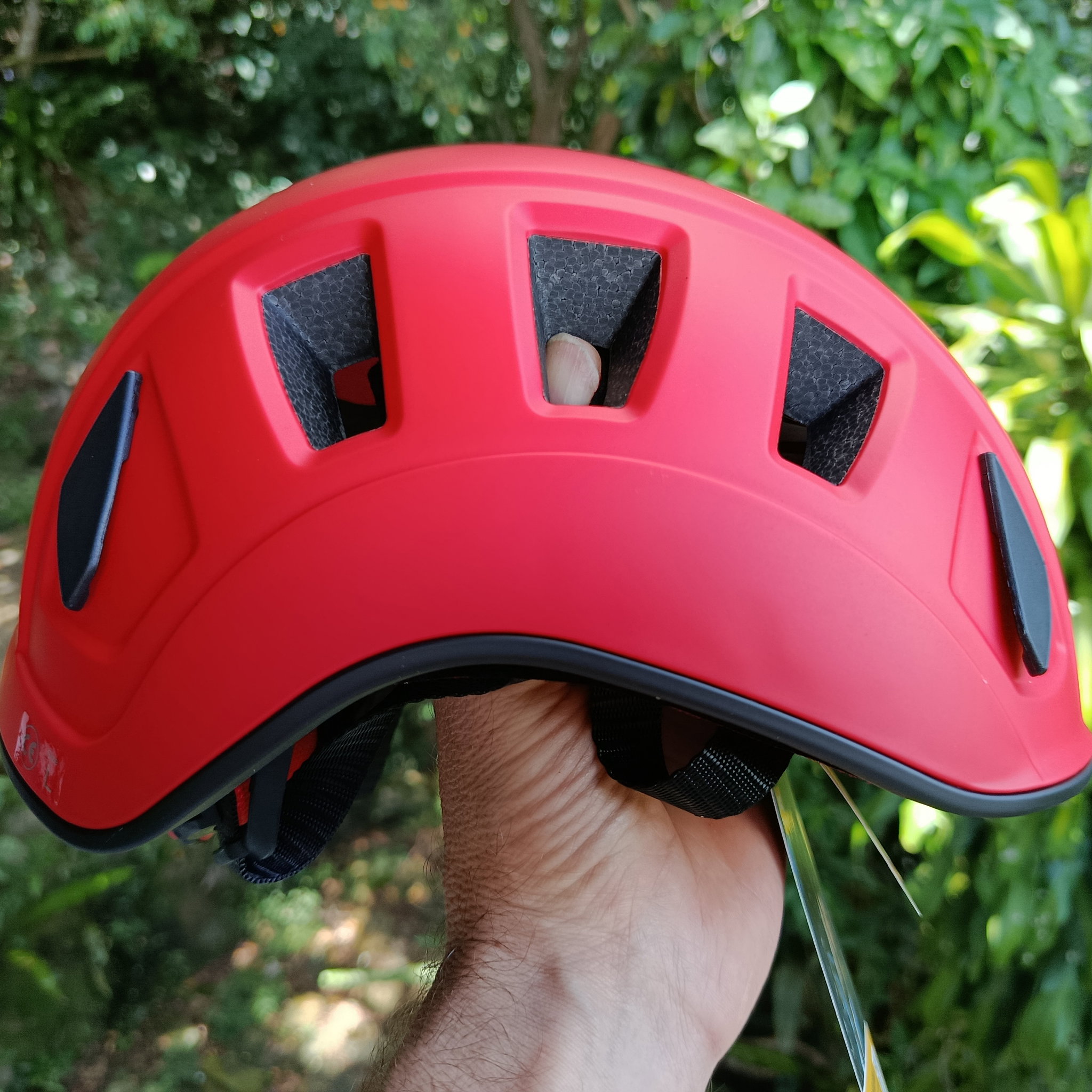 Casco deportivo para escalada y trabajos de altura_2