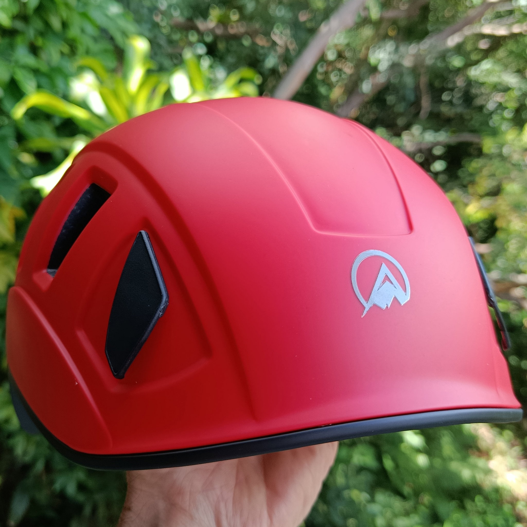 Casco deportivo para escalada y trabajos de altura_3