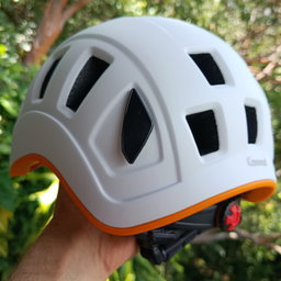 Casco deportivo para escalada y trabajos de altura