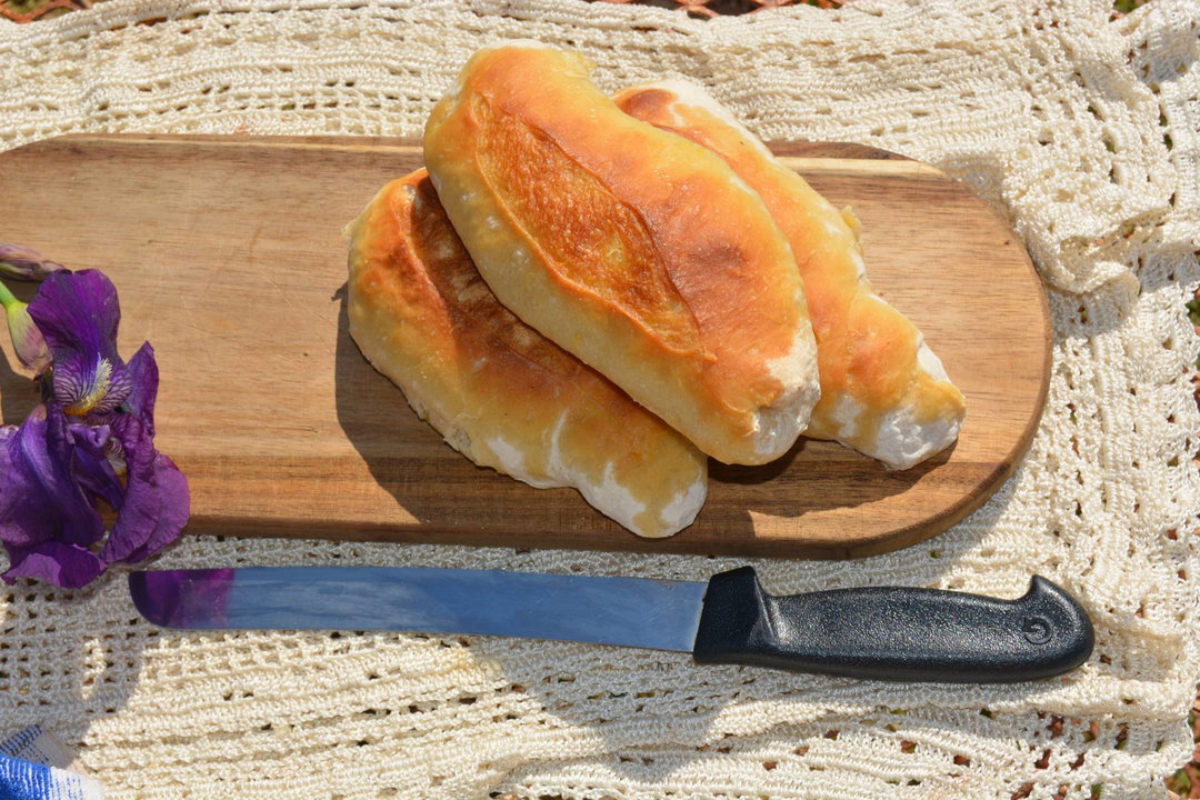 suurdeeg hotdog buns