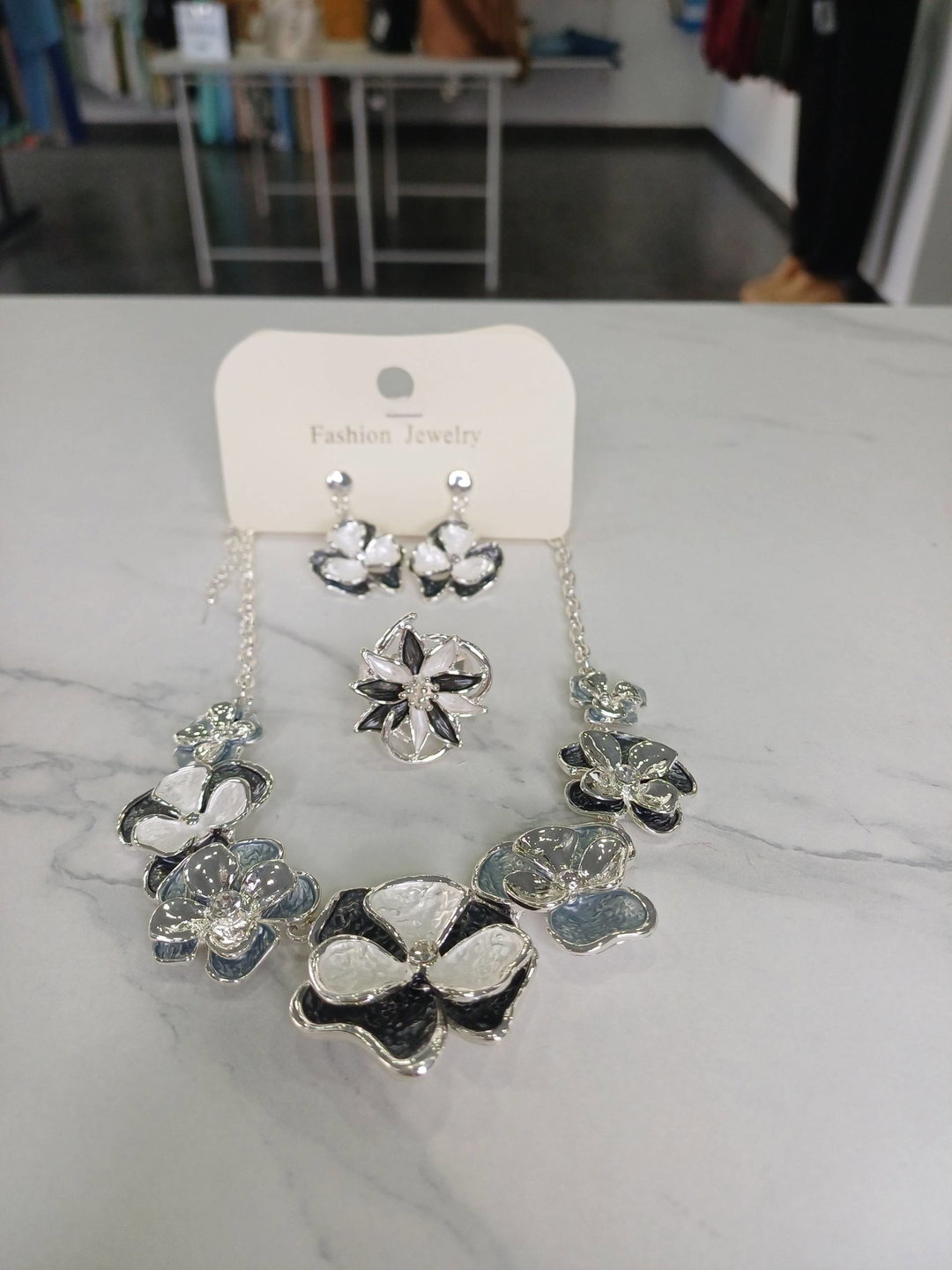 Conjunto 3 piezas.