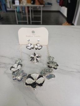 Conjunto 3 piezas.