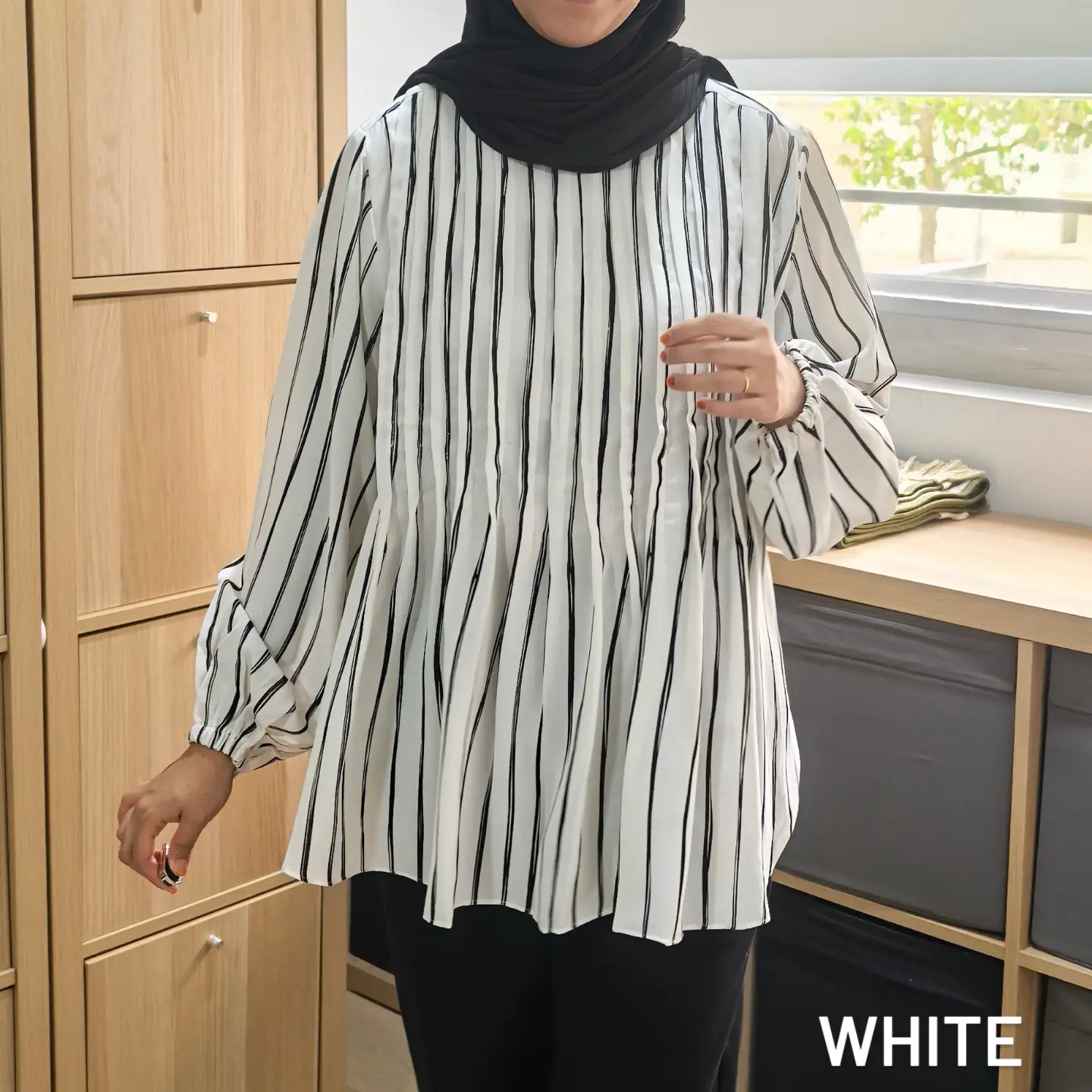 Pleats Stripe Top_2