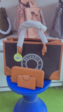 Handbags 
