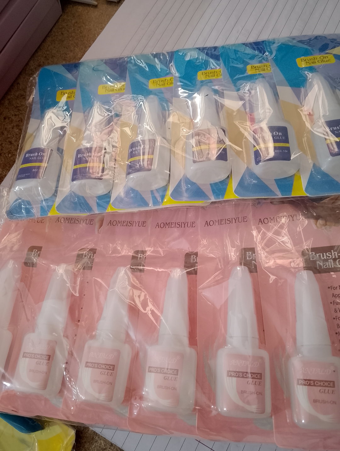 Nail Glue