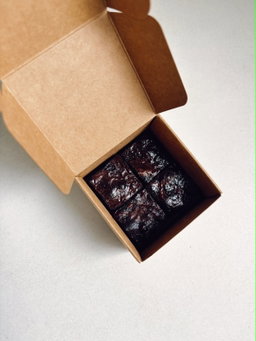  ✨ Personalised Brownie Gift Boxes