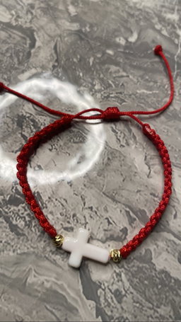 Pulsera roja Cruz
