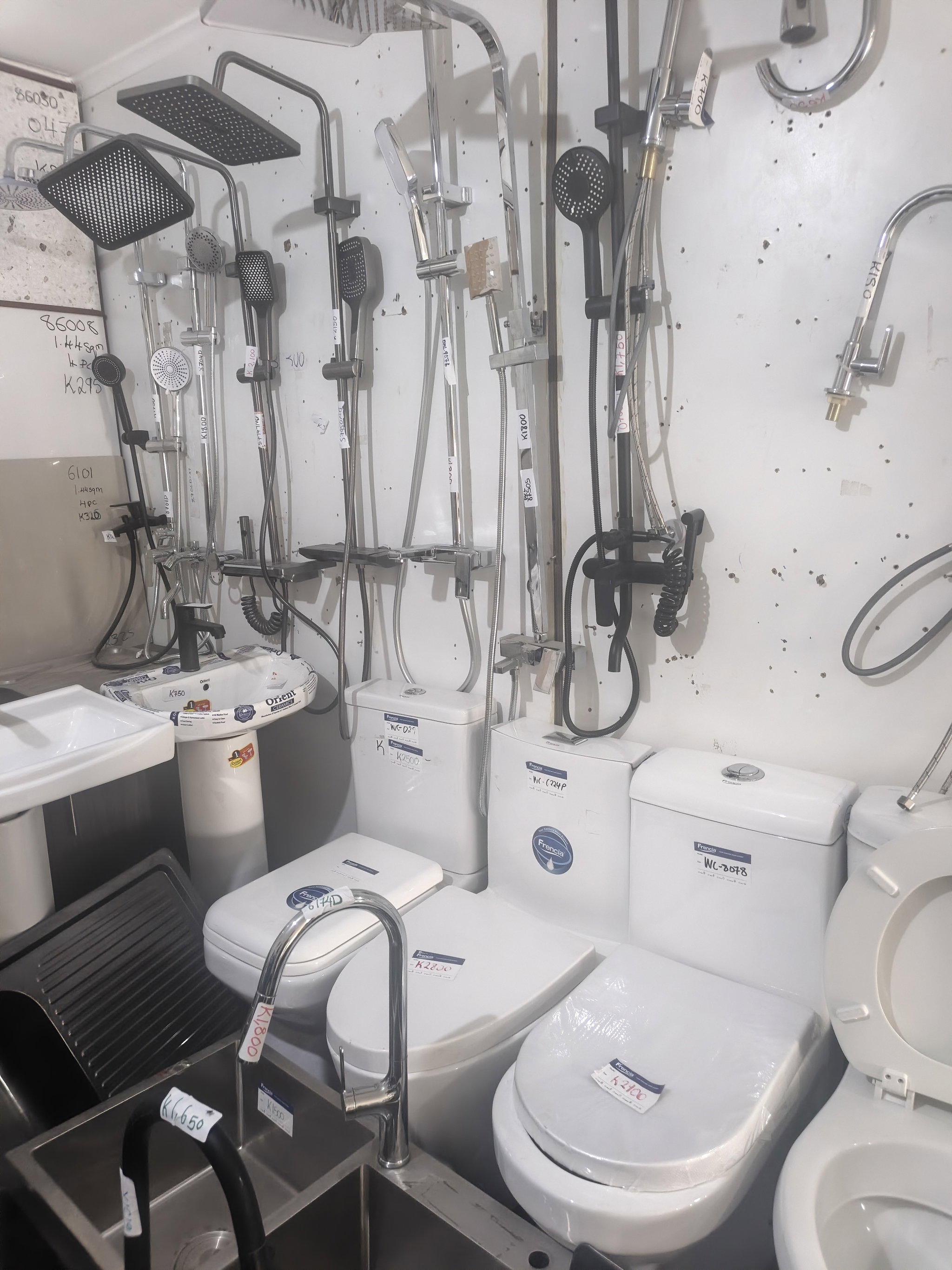Plumbing, heat and air conditioning installation_0