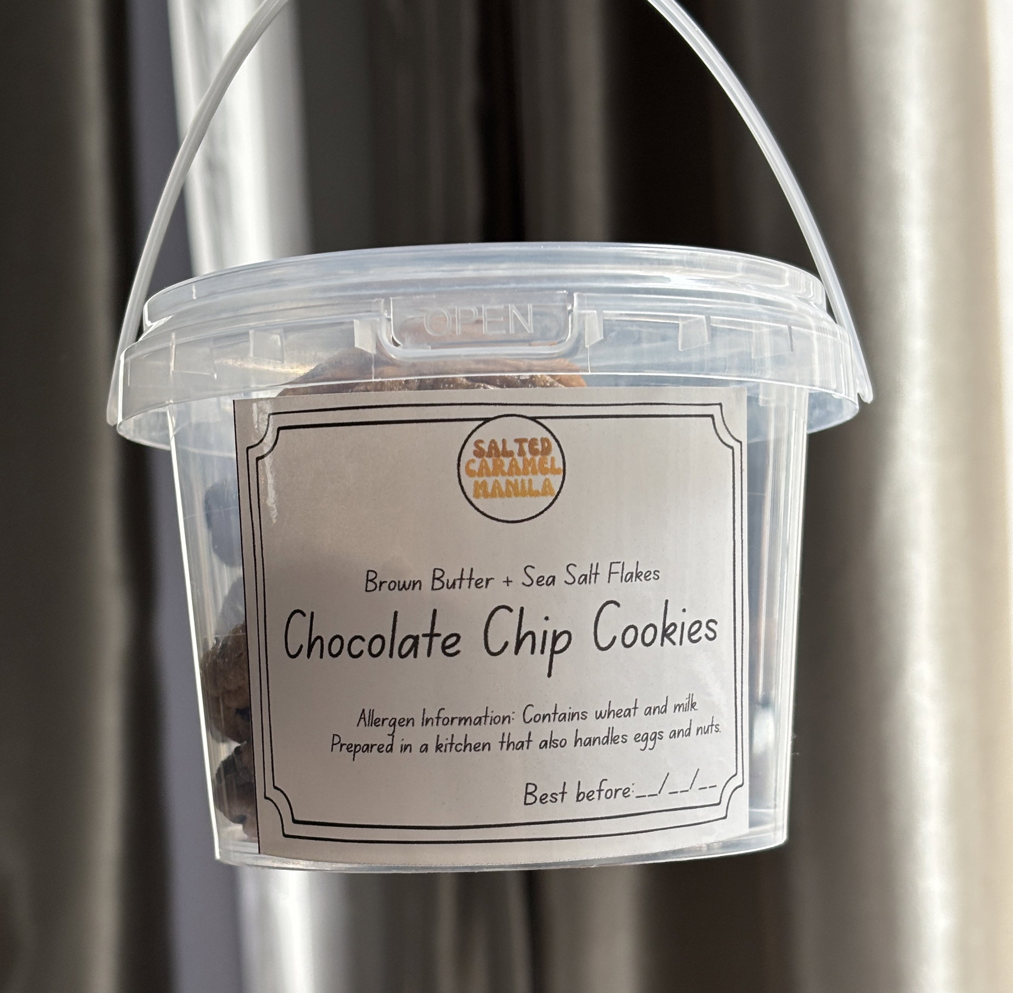 Medium Bucket Cookies (9 mini chocolate chip cookies)_0