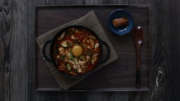 牛バラ スンドゥブチゲ（2人前)