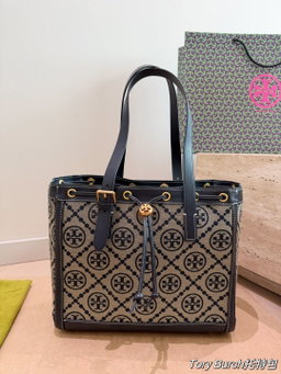  Tory Burch Drawstring Bucket
