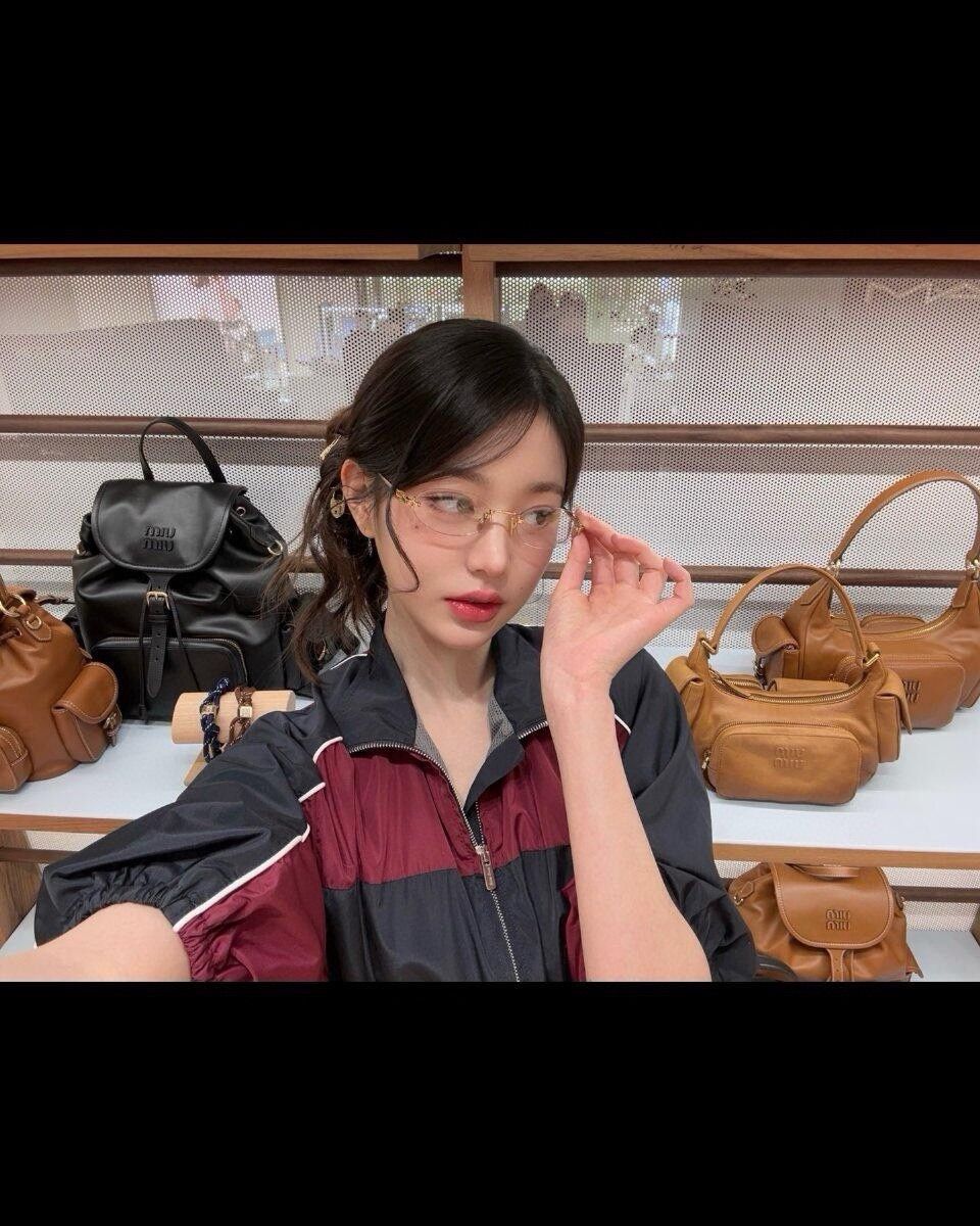 pictorial model "miumiu frameless" series you will regret if you don't buy it
