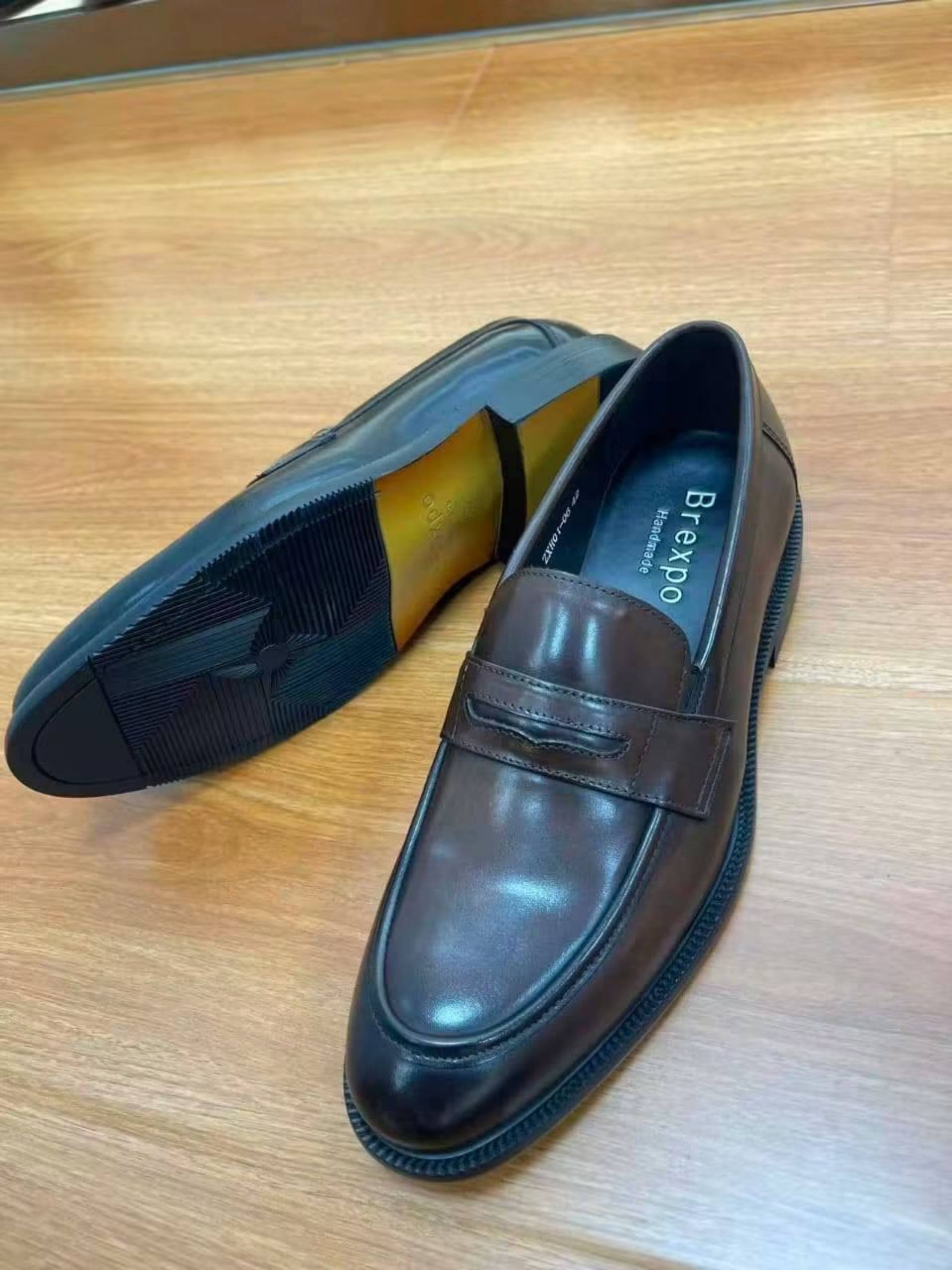 Chaussure en cuir