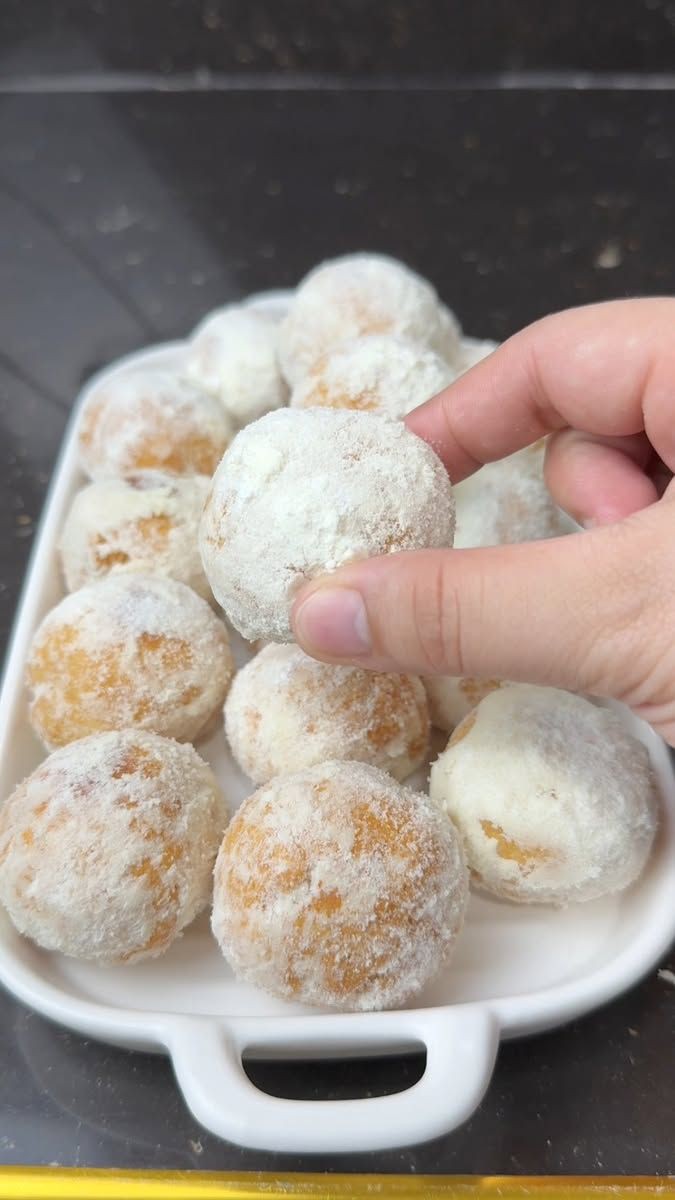 Donat Bola Salju