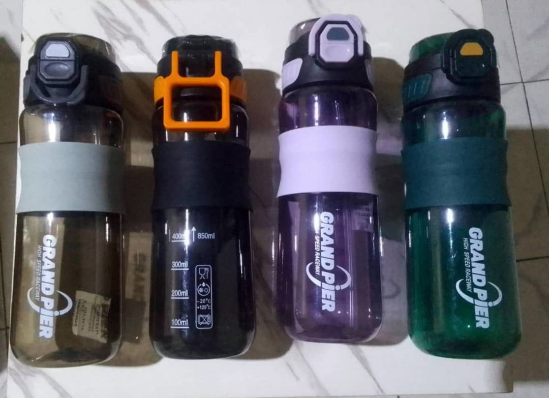 Water bottle