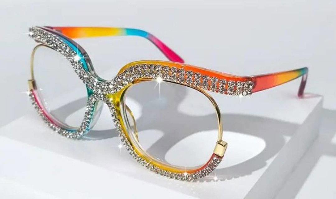 Eyeglass