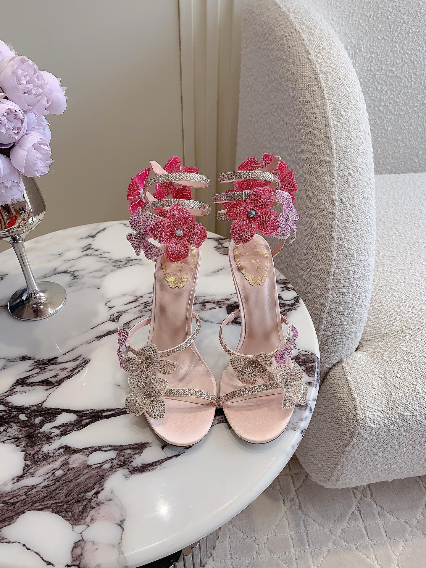 Rene Coavilla new crystal flower Heels_0