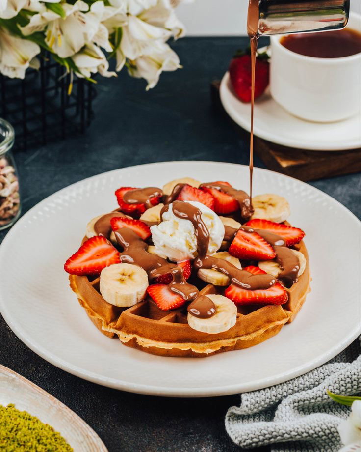 وافل بالنوتيلا والفواكه (Nutella Waffle)