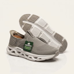 SKECHERS
