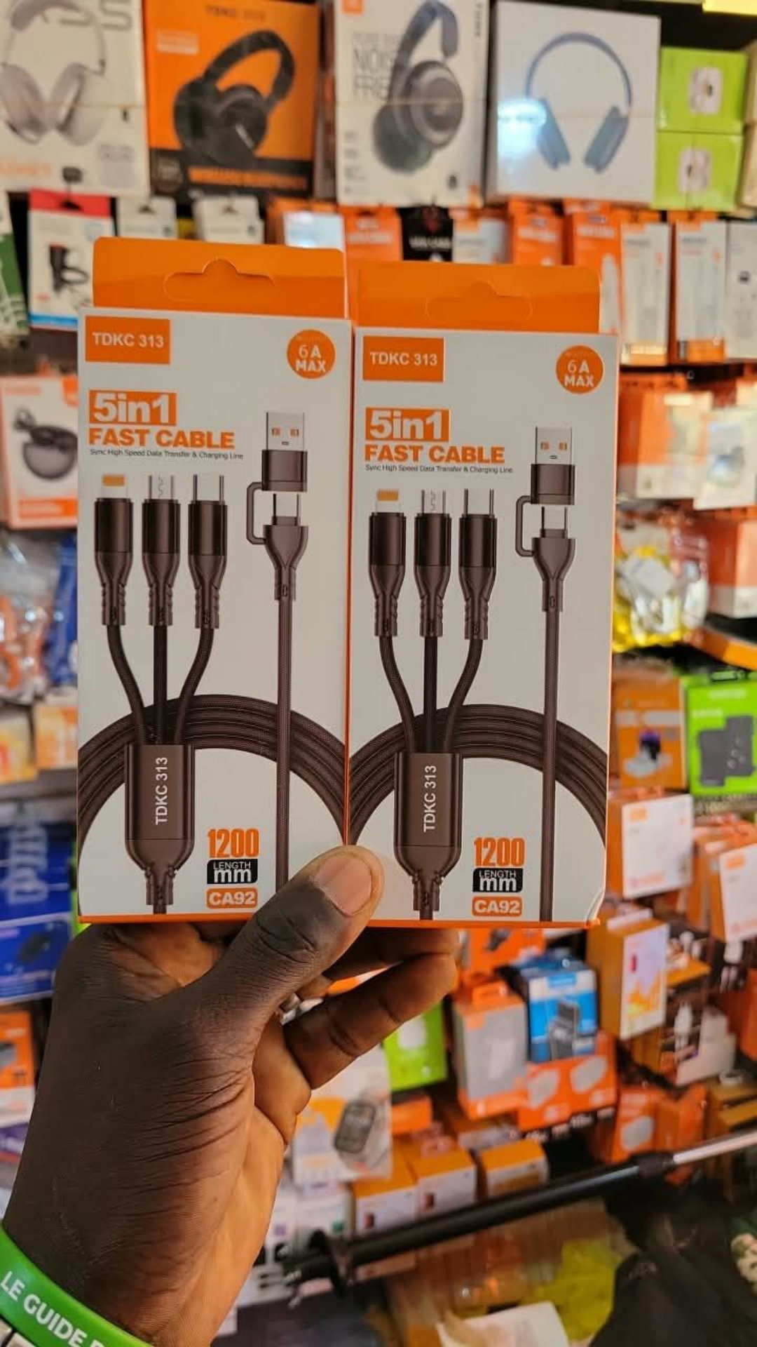 CÂBLE 5 IN 1
