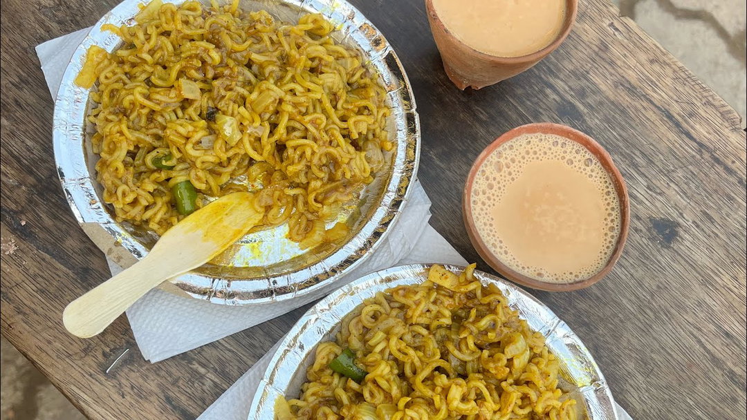 Kadak Chai + Maggi