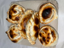 1/2 empanadas